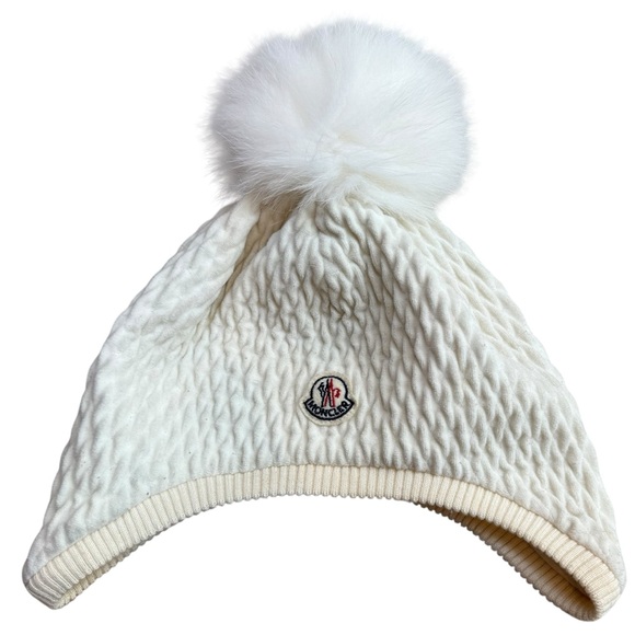 Moncler Women’s Size M Fox Fur Puff‎ Beanie Hat Cream White Winter Snow Luxury - Picture 1 of 10
